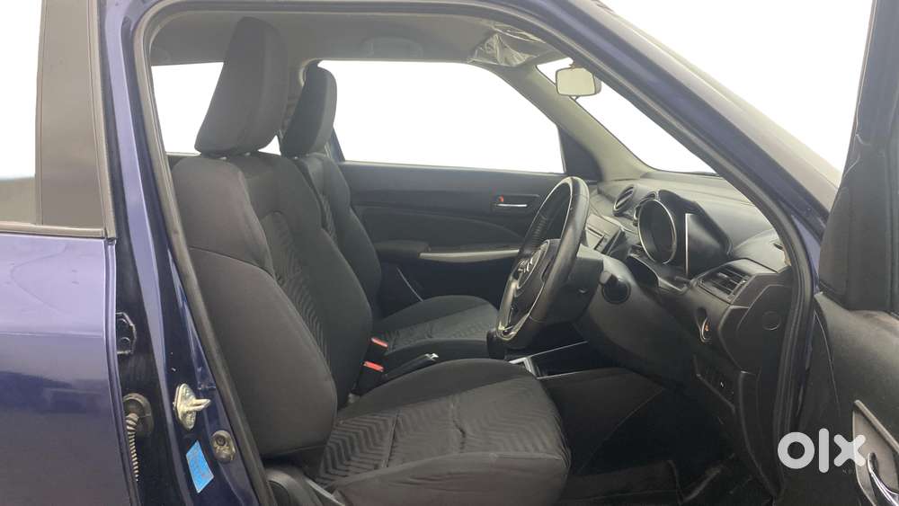 Maruti Suzuki Swift Amt Zxi, 2018, Petrol