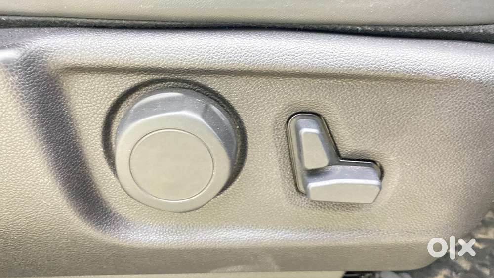 Mahindra Scorpio-n 2.2 Z8 L Diesel At 6 Str, 2023, Diesel