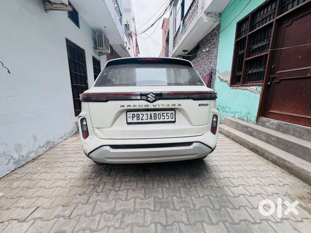 Maruti Suzuki Grand Vitara 2024 Petrol 30000 Km Driven
