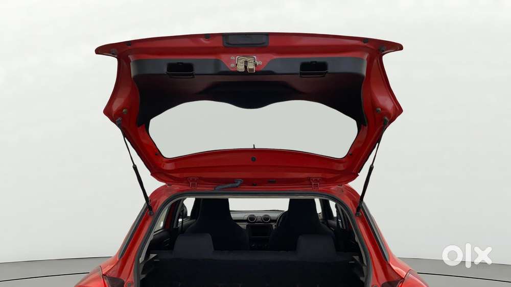 Maruti Suzuki Swift Vvt Lxi, 2022, Petrol