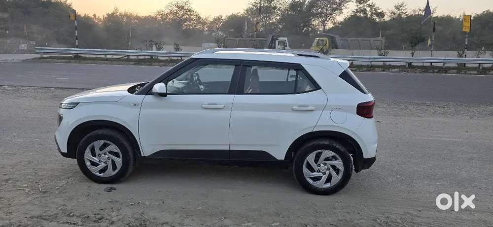 Hyundai Venue Petrol 2020