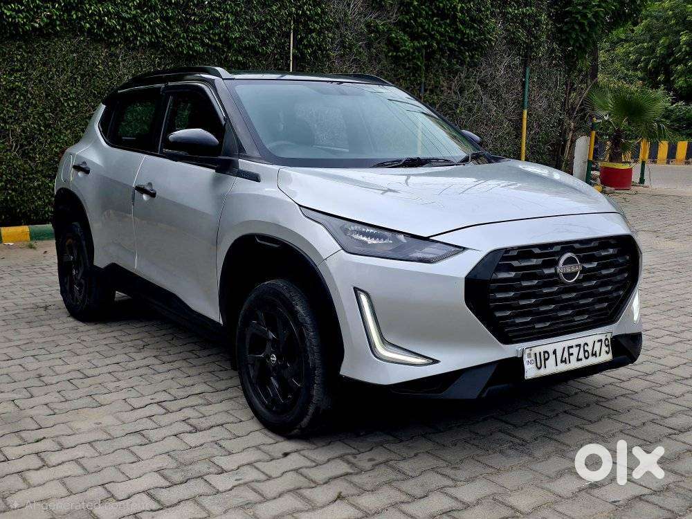Nissan Magnite Kuro Edition 1.0 Turbo Petrol Mt, 2024, Petrol