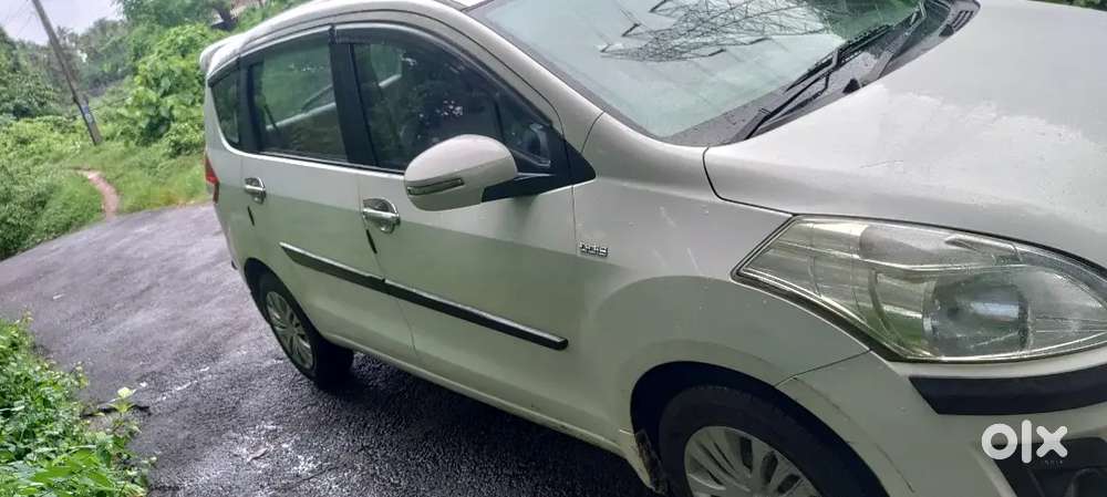 Maruti Suzuki Ertiga 2013