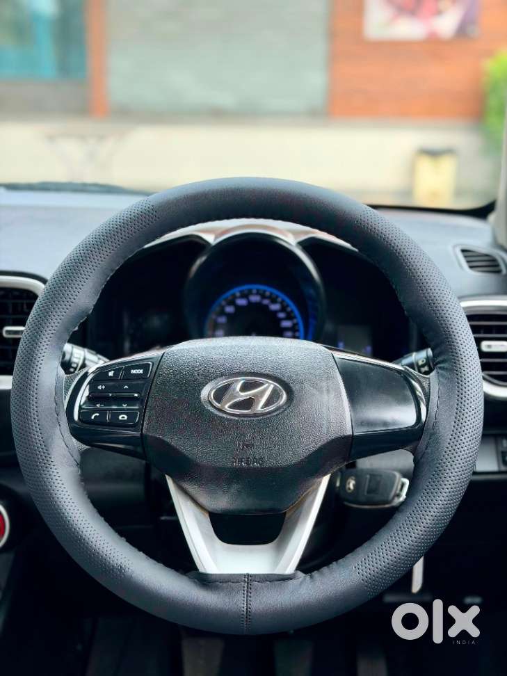 Hyundai Venue, 2021, Petrol