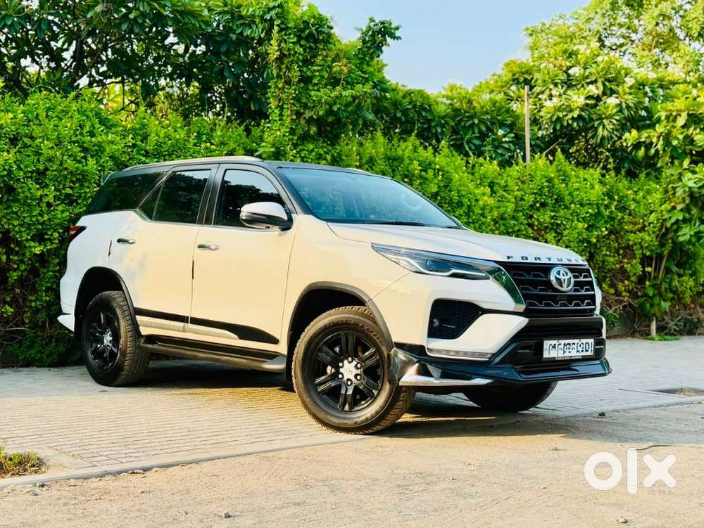 Toyota Fortuner Leader Edition (at), 2025, Diesel