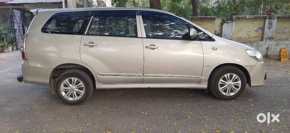 Toyota Innova 2015 Year