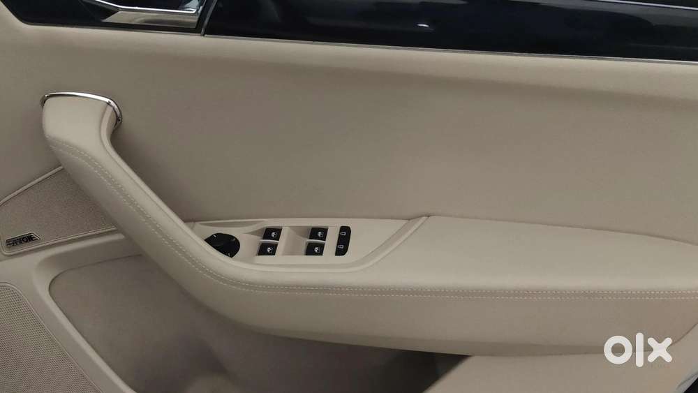 Skoda Superb 2.0 L&k Tsi At, 2021, Petrol