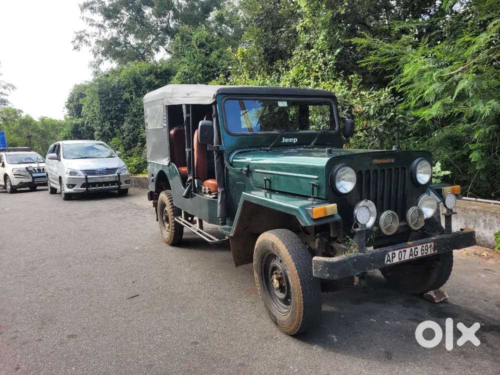 Mahindra Jeep Commander 2000