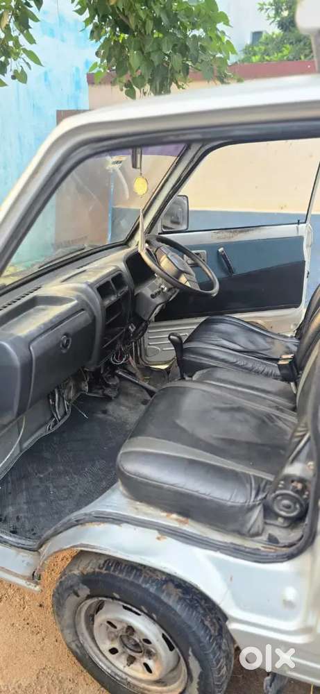 Maruti Suzuki Omni 2010