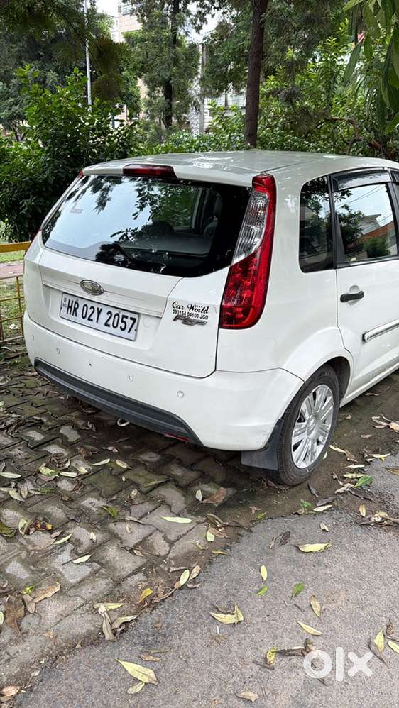 2011 Ford Figo Petrol