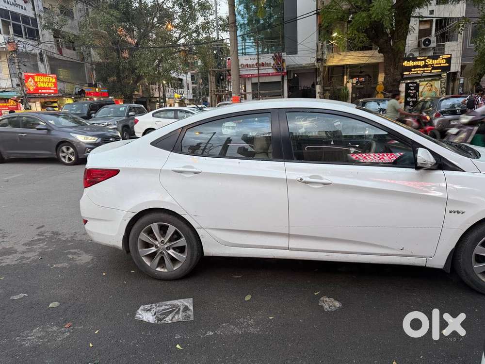 Hyundai Fluidic Verna 1.6 Vtvt Sx, 2013, Petrol