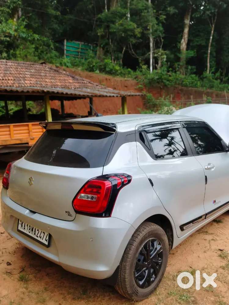 Maruti Suzuki Swift Vxi 2021