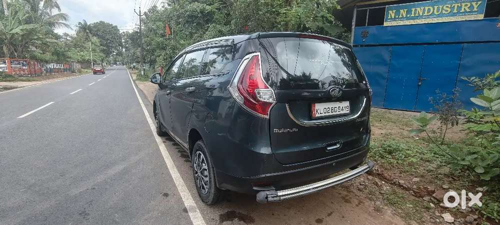 Mahindra Marazzo Diesel 2018