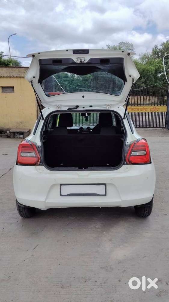 Maruti Suzuki Swift Vxi, 2020, Petrol