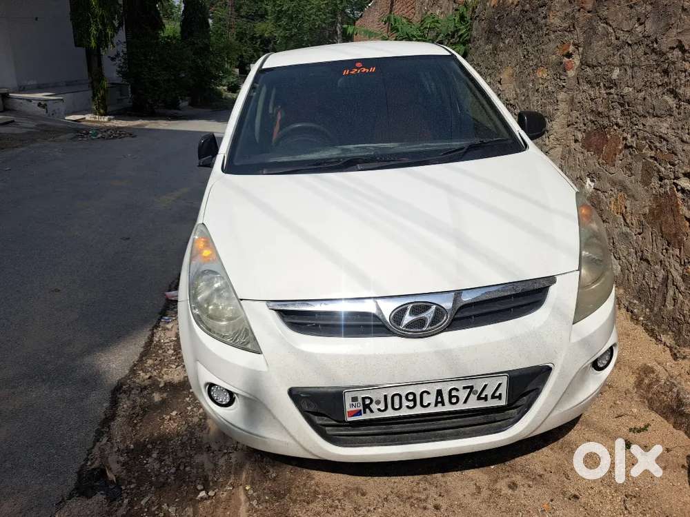 Hyundai I20 2011 Diesel 128000 Km Driven