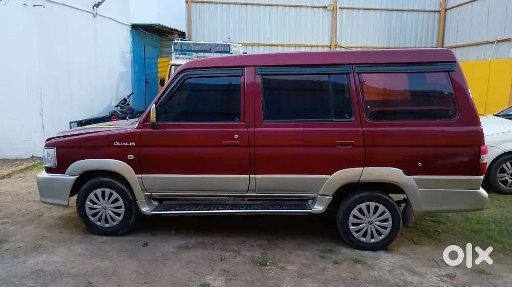 Toyota Qualis 2003