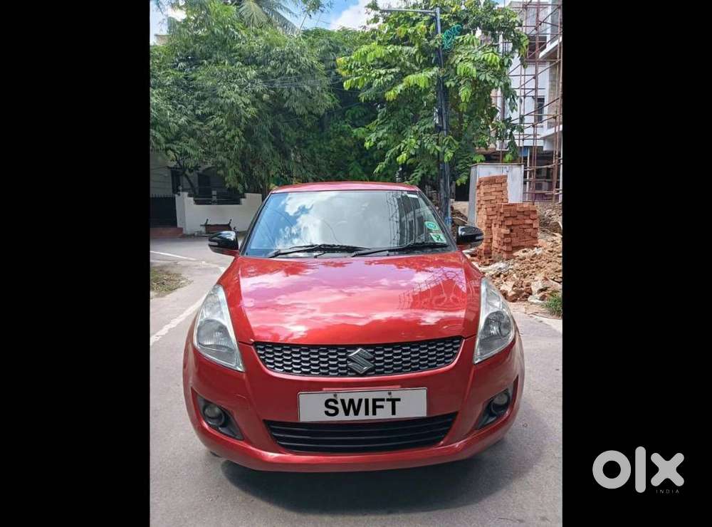 Maruti Suzuki Swift Vxi + Manual, 2013, Petrol