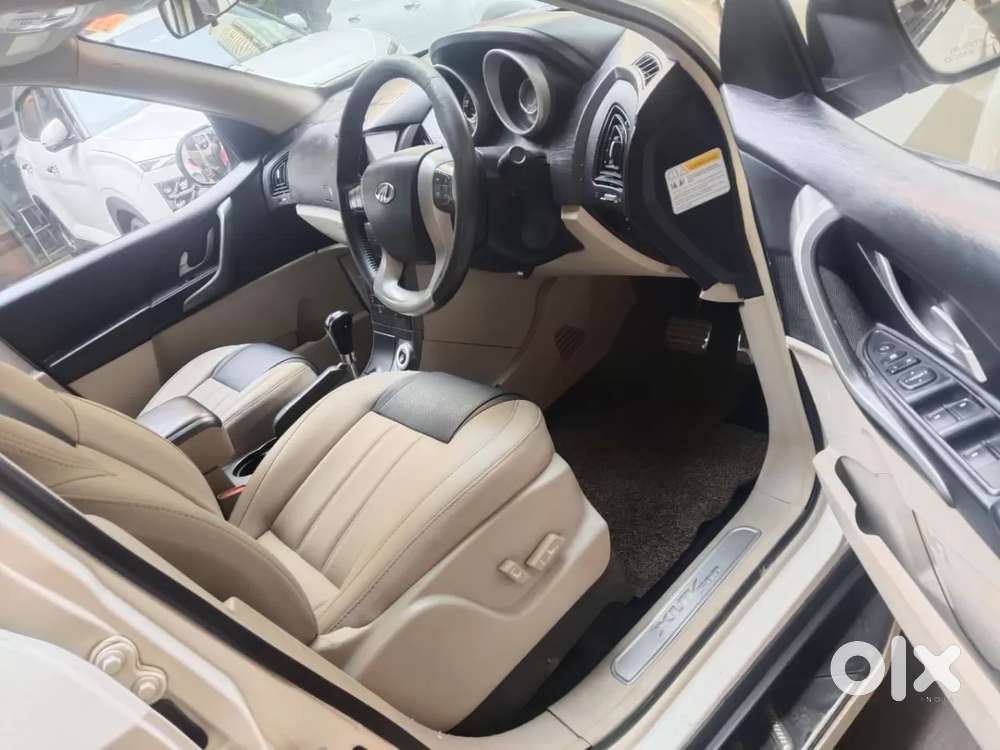 Mahindra Xuv500 At W10 Fwd, 2016, Diesel