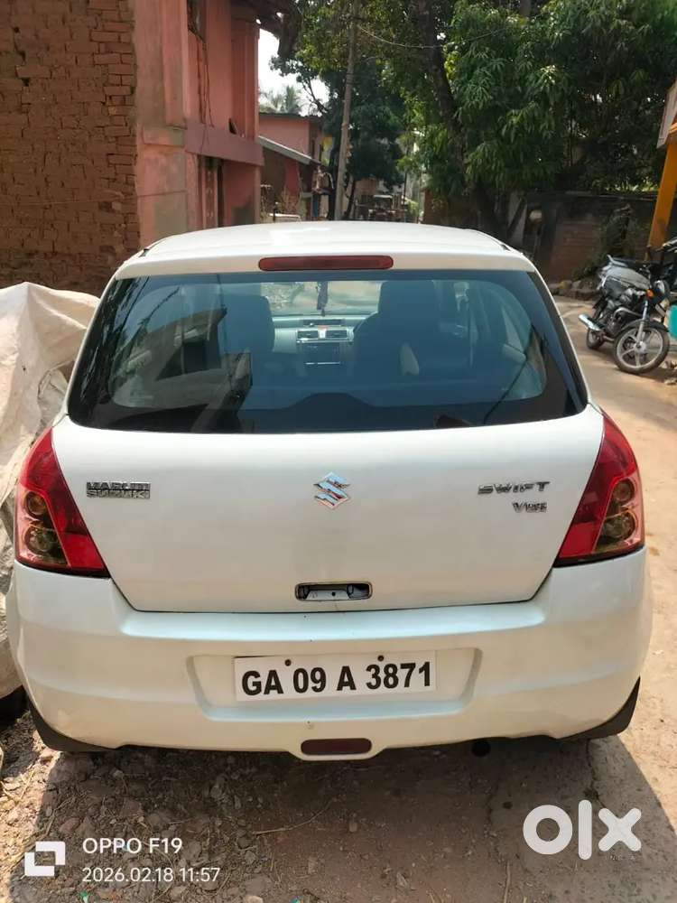 Maruti Suzuki Swift 2010 Diesel 121000 Km Driven