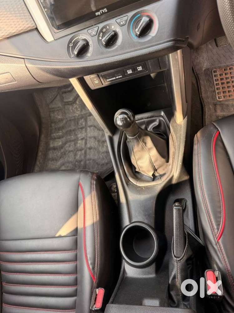Toyota Innova Crysta 2.4 G Mt, 2018, Diesel