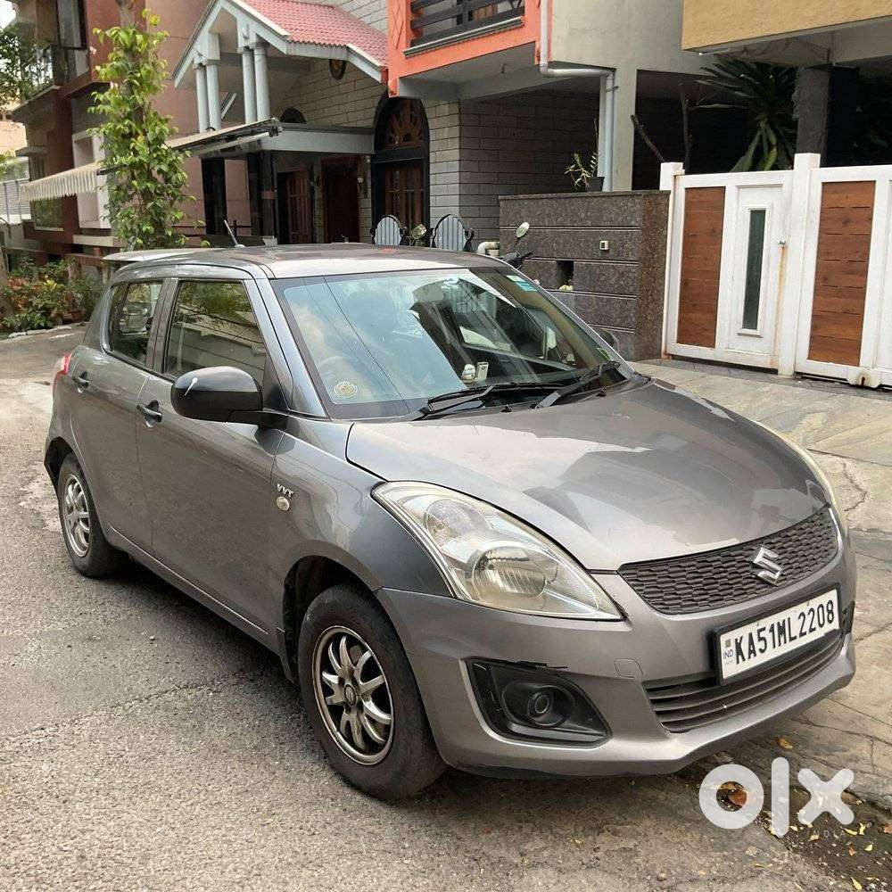 Maruti Suzuki Swift Lxi Optional-o, 2017, Petrol