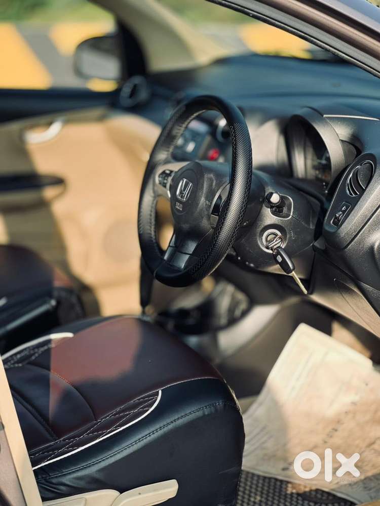 Honda Brio 2013-2016 Vx At, 2015, Petrol