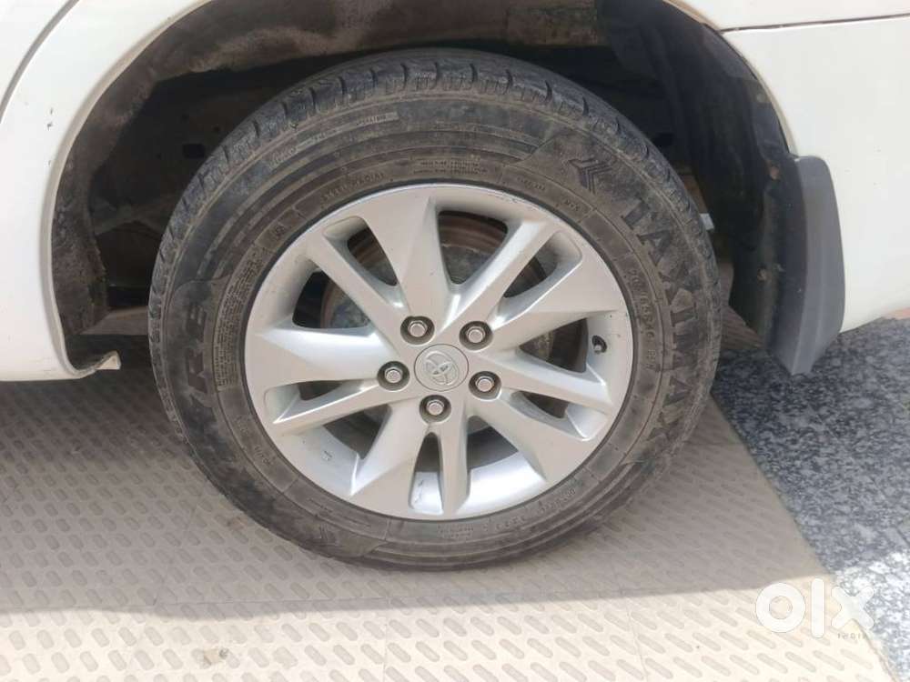 Toyota Innova Crysta 2.4 Gx Mt 8s, 2023, Diesel