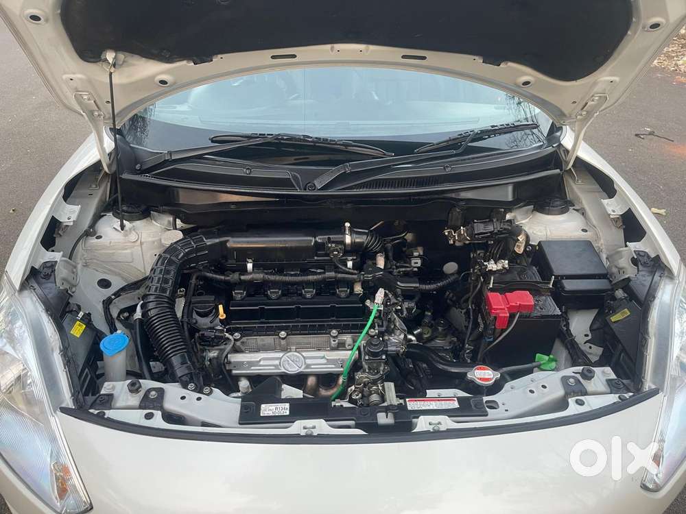 Maruti Suzuki Swift Vxi + Manual, 2022, Petrol