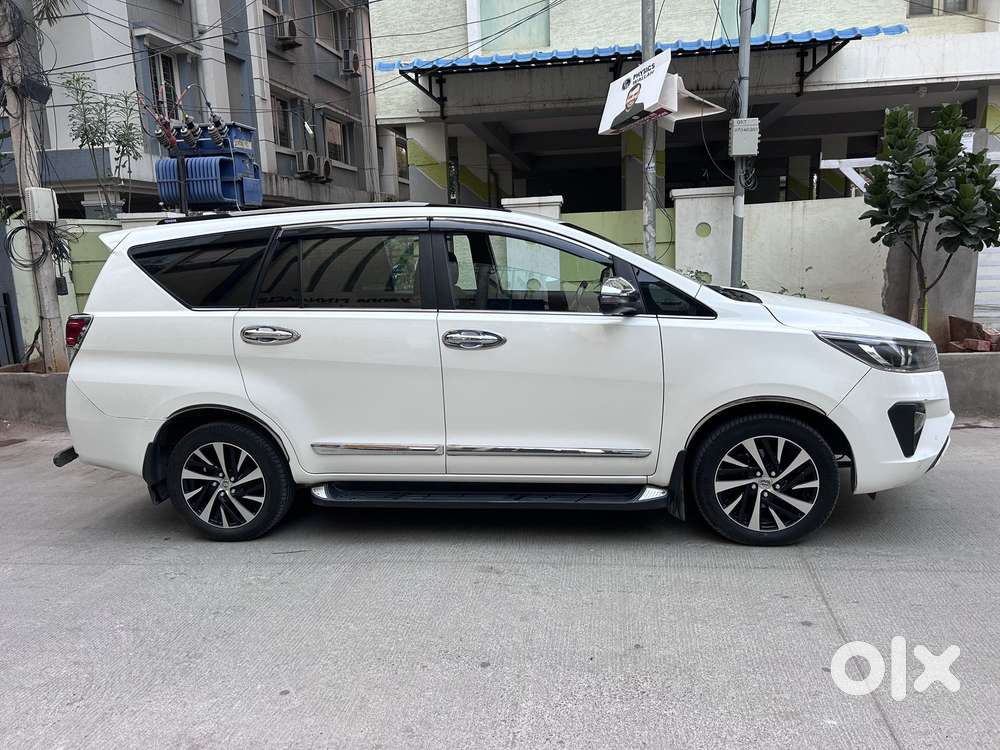 Toyota Innova Crysta 2.4 Z 7 Str, 2022, Diesel