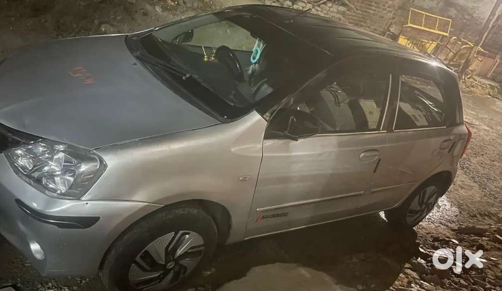 Toyota Etios Liva 2011