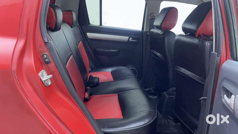 Maruti Suzuki Swift Vxi Bsiv, 2011, Petrol