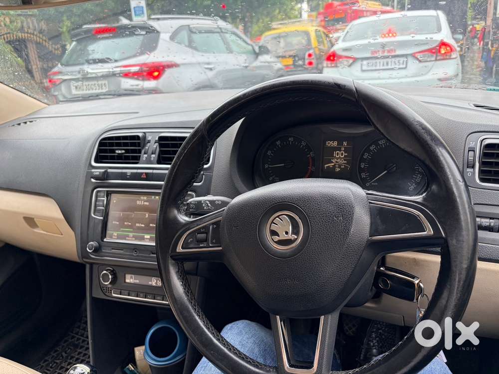 Skoda Rapid Elegance 2017