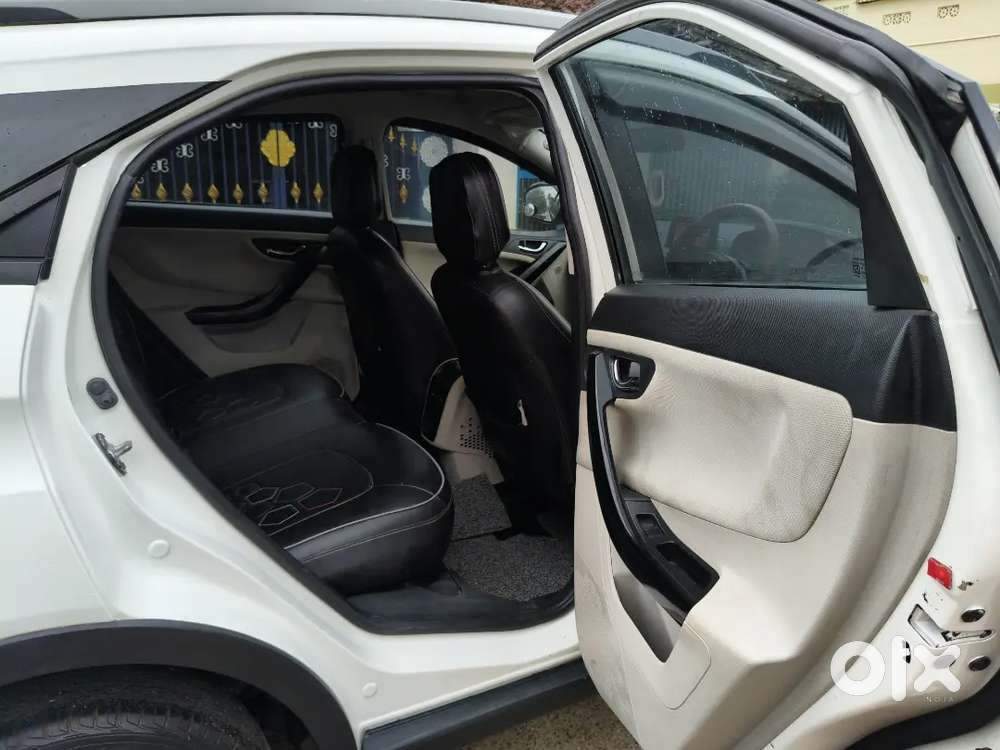 Tata Nexon 1.2 Turbo Xz Petrol 2022, Single Owner, 42000km