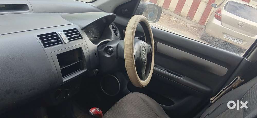 Maruti Suzuki Swift Vxi + Manual, 2006, Petrol