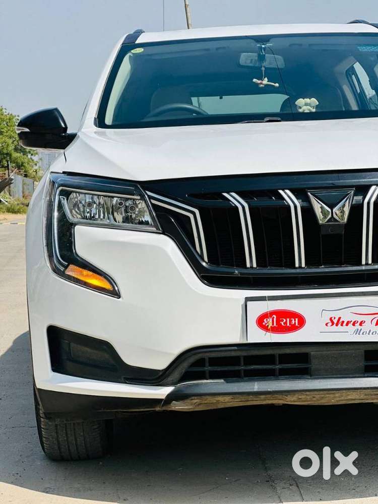 Mahindra Xuv700 2.2 Mx Diesel Mt 5 Str, 2022, Diesel