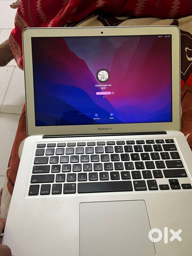 Apple mackbook air for sale