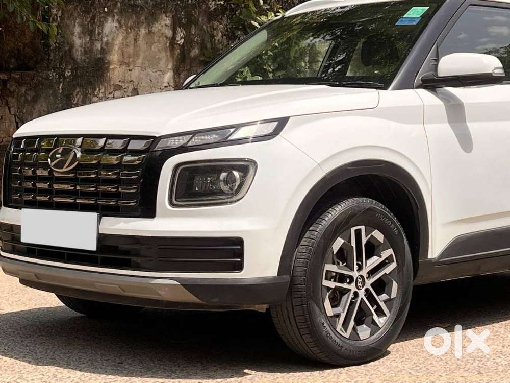 Hyundai Venue 1.0 Sx (o) Turbo Dct, 2022, Petrol