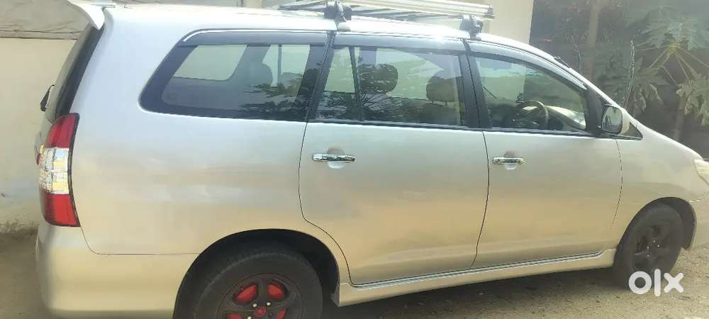 Toyota Innova 2014 Diesel 390000 Km Driven