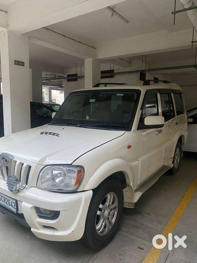 2013 Mahindra Scorpio Vlx 2.2 Mhawk