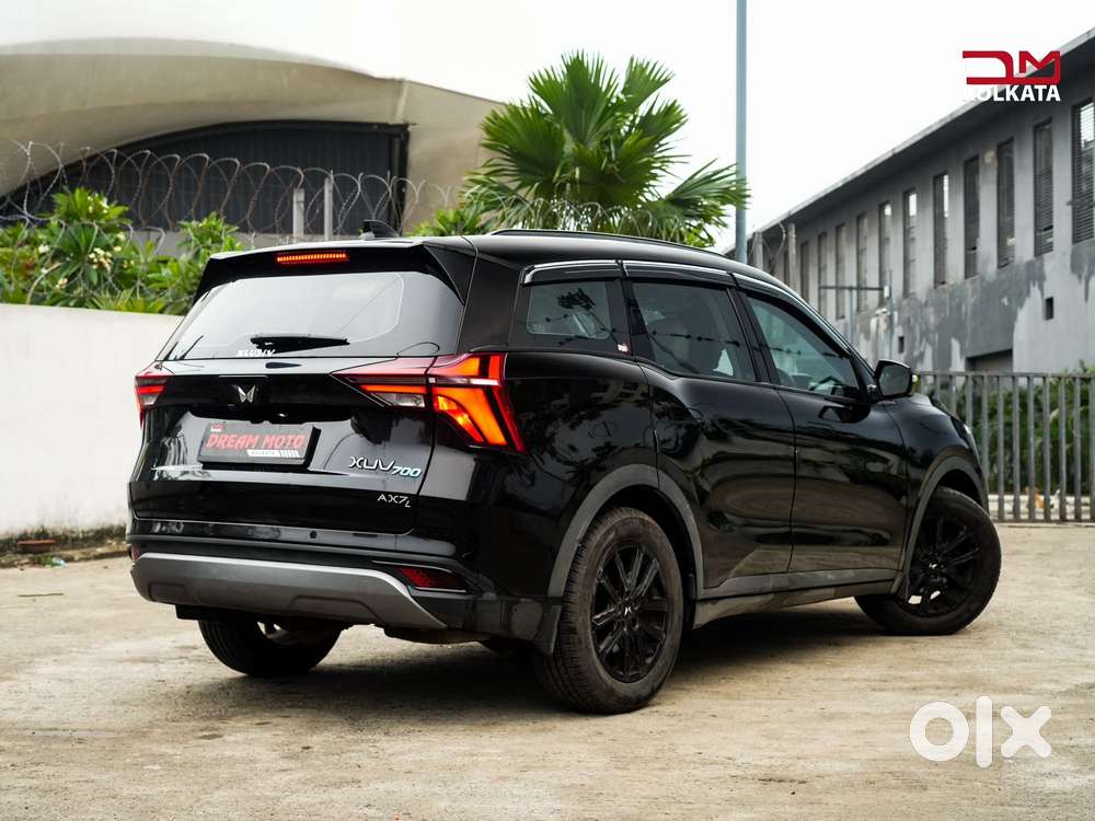 Mahindra Xuv700 2.0 Ax 7 Petrol At Luxury Pack Str, 2025, Petrol