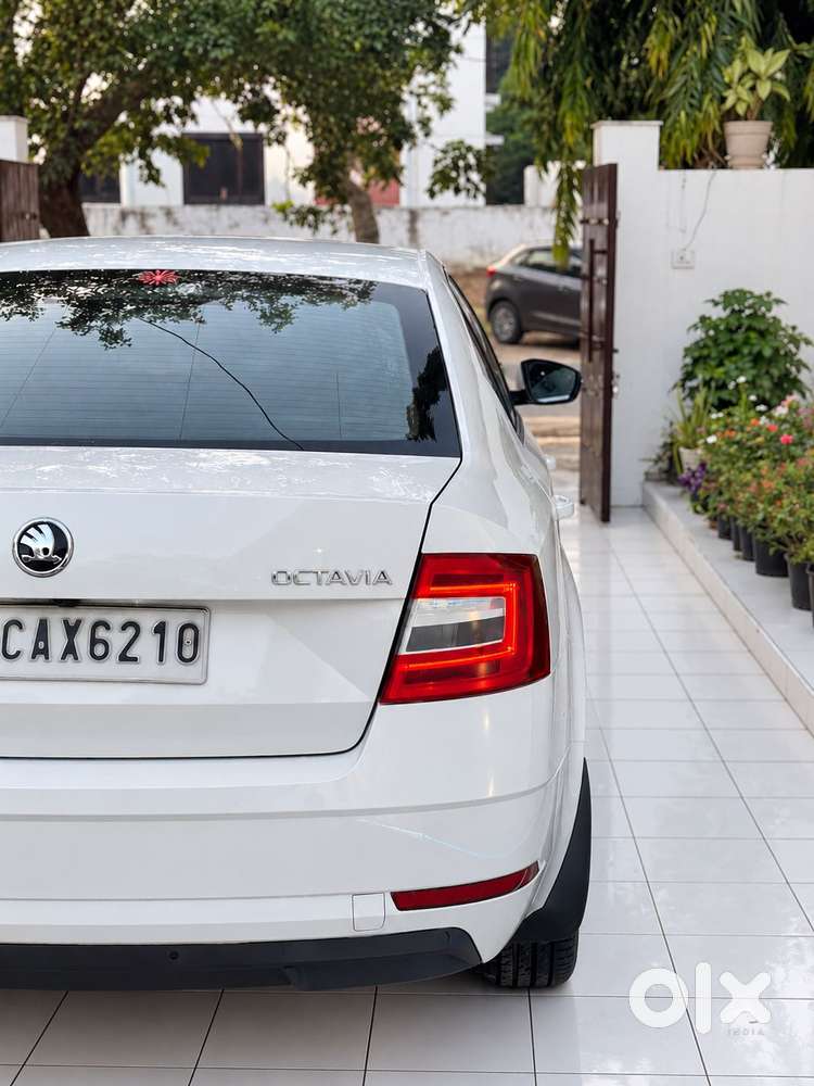 Skoda Octavia 2.0 Tdi At Style Plus, 2017, Diesel