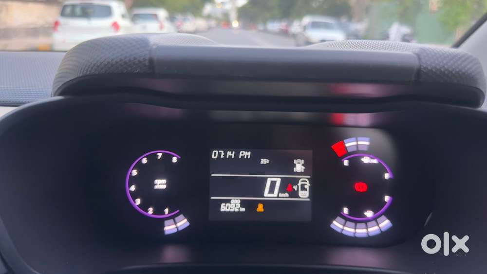 Tata Altroz Xz Plus (s) Icng, 2026, Cng & Hybrids