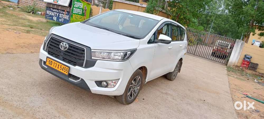 Toyota Innova Crysta 2.4 Gx Mt 8s, 2025, Diesel