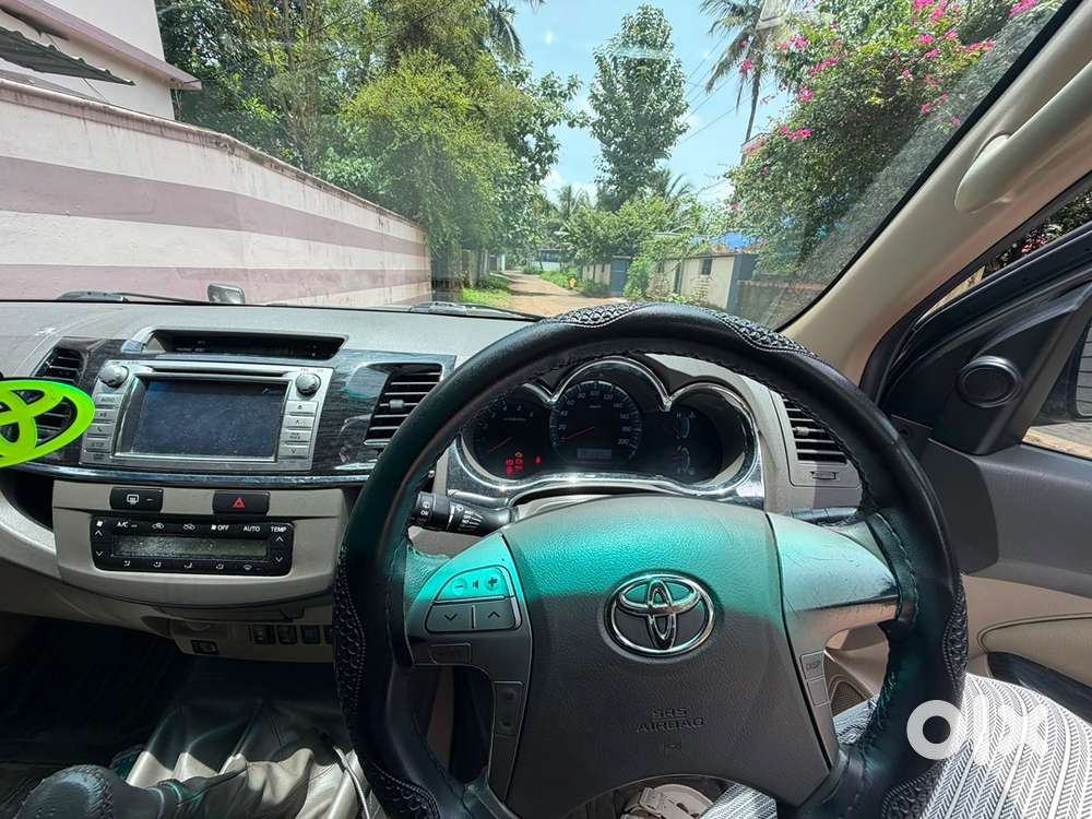 Toyota Fortuner Diesel 2012