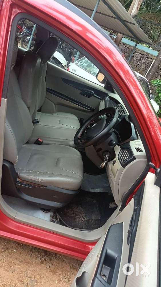 Mahindra Kuv100 Nxt 1.2 K2 Petrol 6 Str, 2016, Petrol
