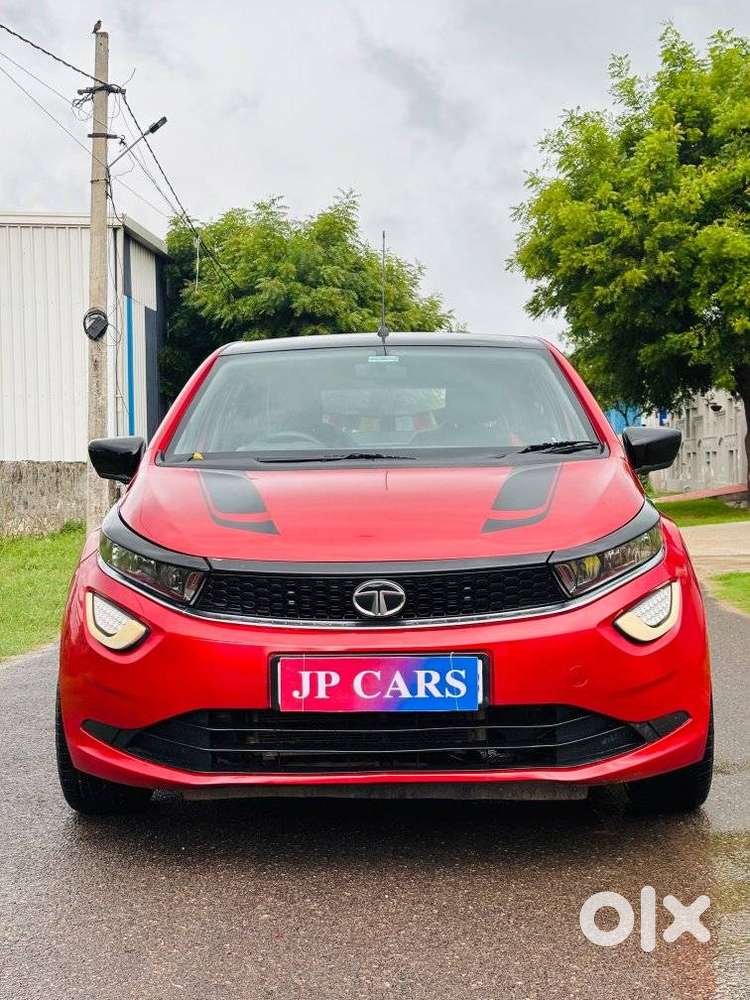 Tata Altroz 1.2 Xe, 2020, Petrol