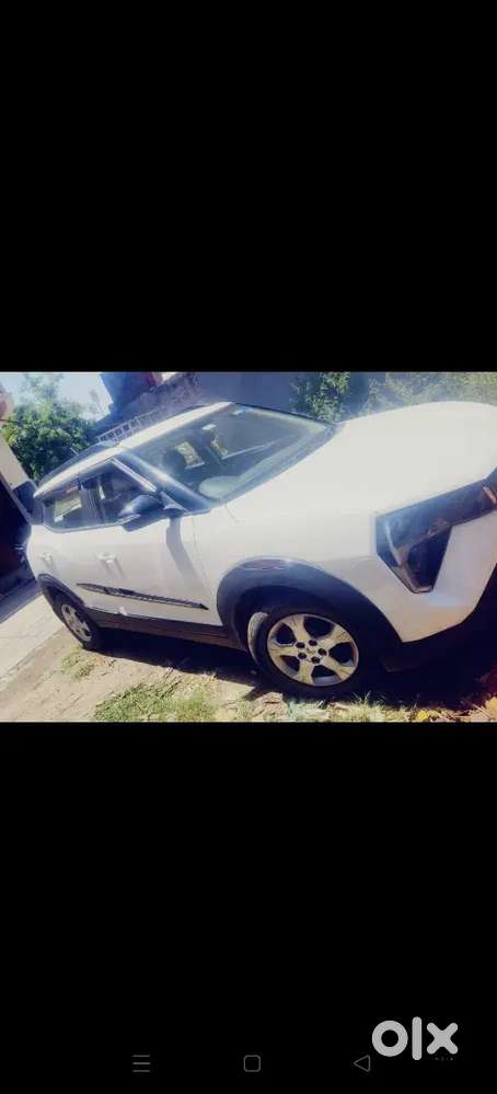 Mahindra Xuv 3xo 2024 Petrol 28000 Km Driven