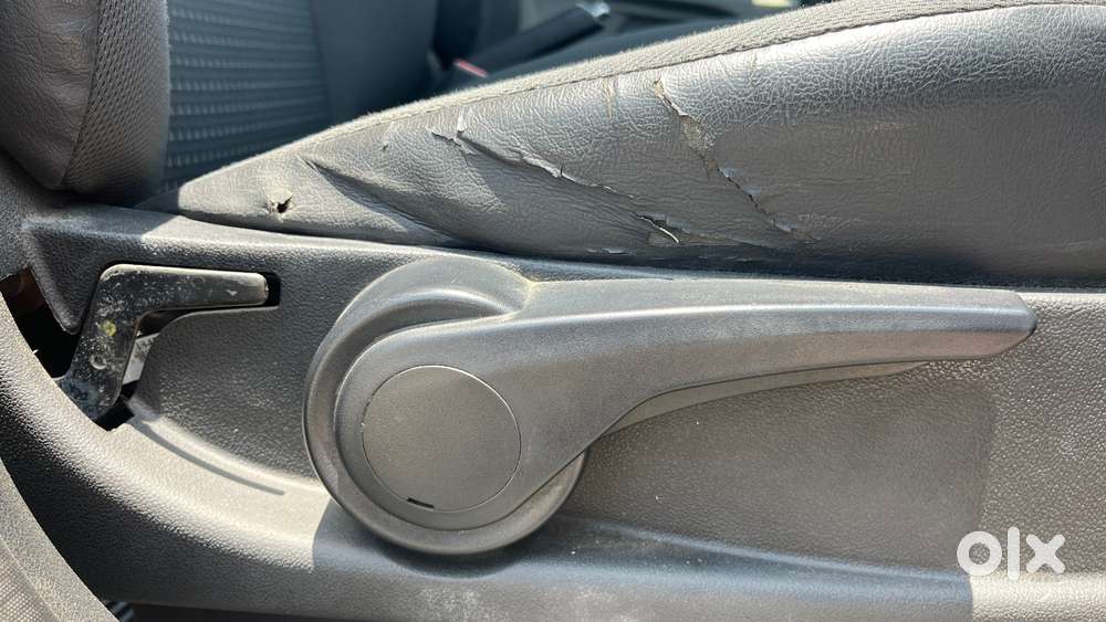 Tata Tiago 1.2 Revotron Xza, 2018, Petrol