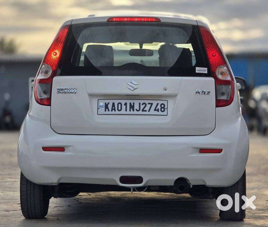 Maruti Suzuki Ritz, 2011, Petrol