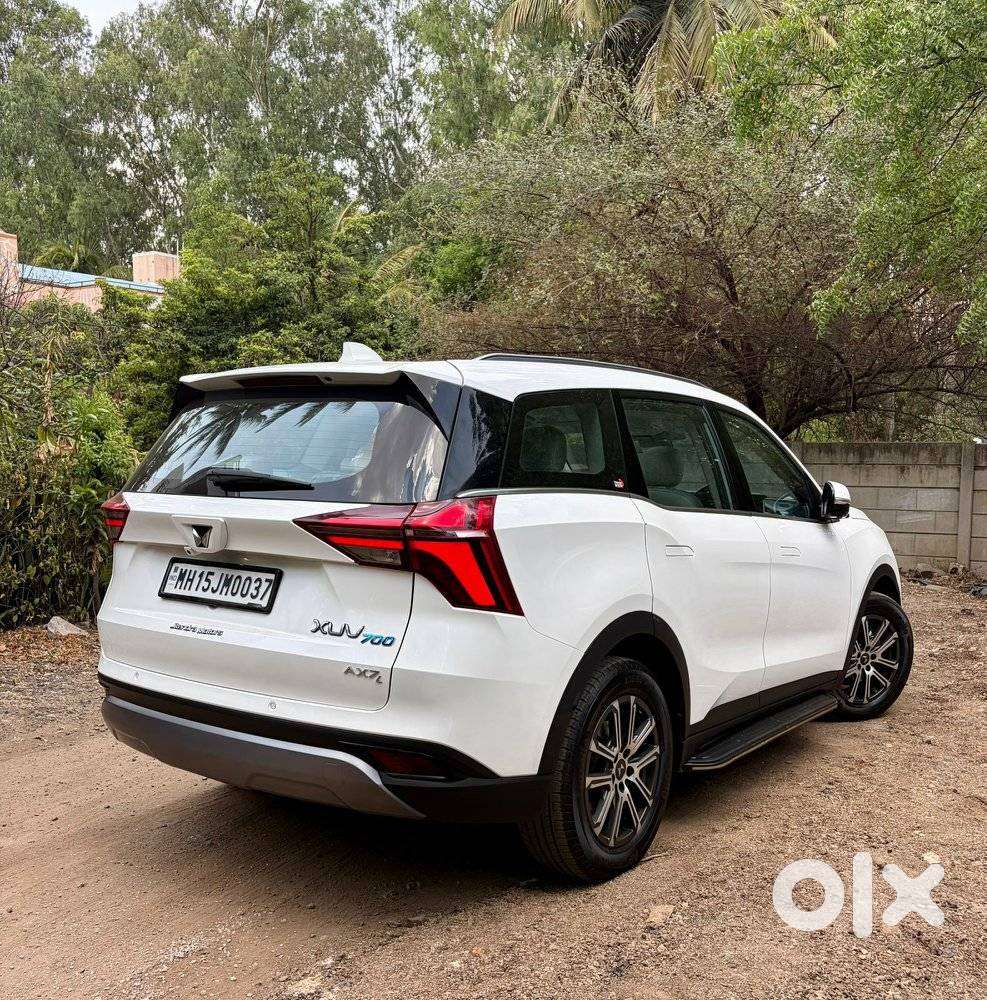 Mahindra Xuv700 2.2 Ax 7 Diesel At Luxury Pack Str Awd, 2022, Diesel